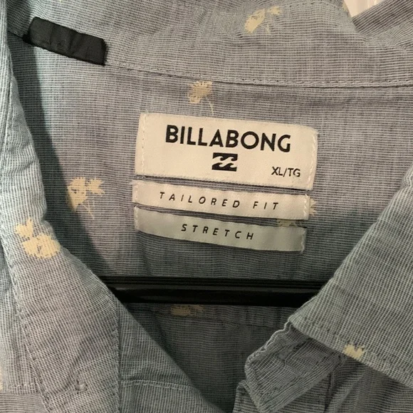 Mens XL billabong short sleeve button down - Picture 2 of 3